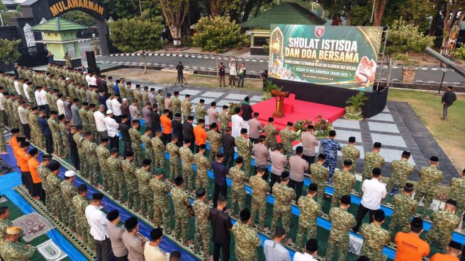 Karhutla, TNI-Polri dan Warga Gelar Salat Istisqa untuk Memohon Hujan