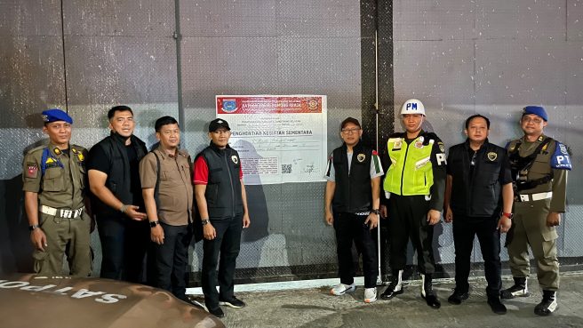 Penyegelan Liberty oleh Satpol PP Tangsel